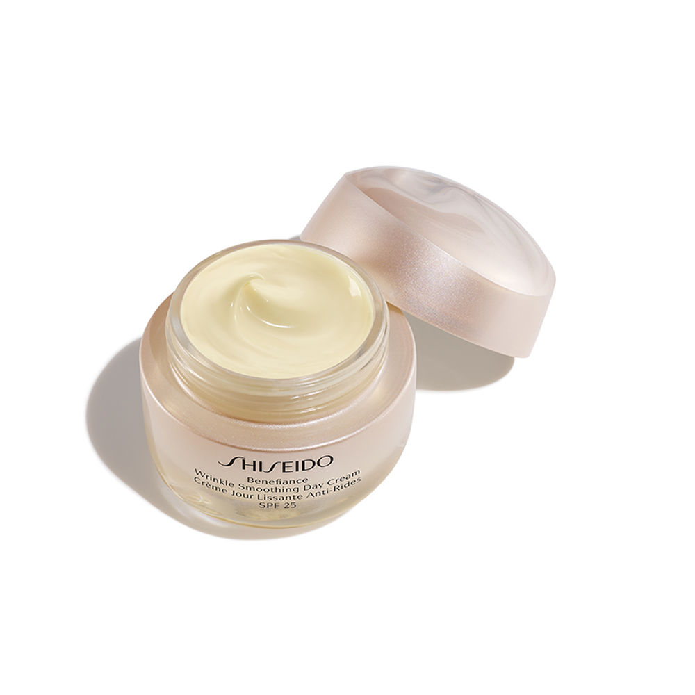 Wrinkle Smoothing Day Cream SPF 25, 