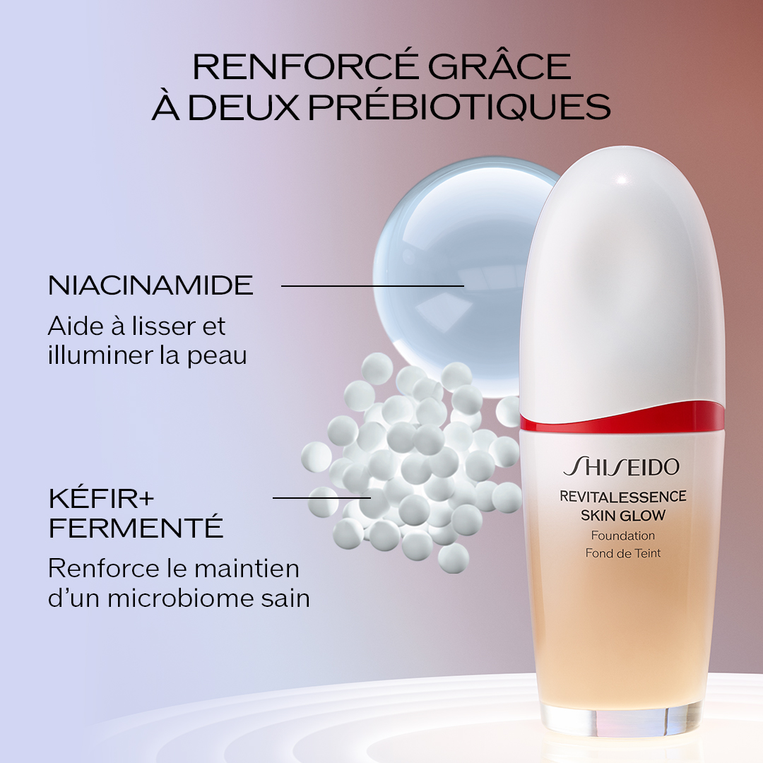 Revitalessence Skin Glow Foundation SPF30, 110