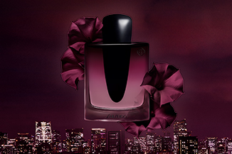 La datura, fleur de la nuit hypnotique, se révèle grâce à un accord boisé vibrant et enveloppant.
