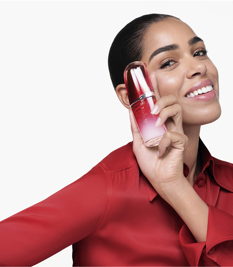 Ultimune notre sérum bestseller qui stimule l’énergie vitale et les défenses internes de la peau