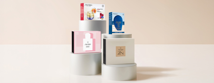 LIFTE. PROTÈGE. PARFUME.