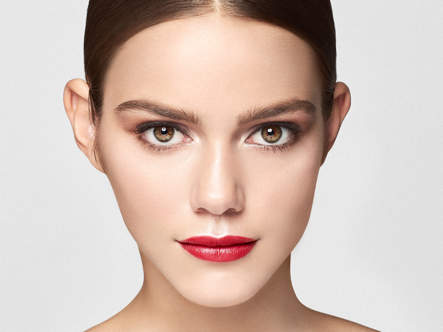 Maquillage polyvalent : Du rouge à lèvres à utiliser comme blush, de la crème pour les yeux à utiliser comme highlighter et plus encore